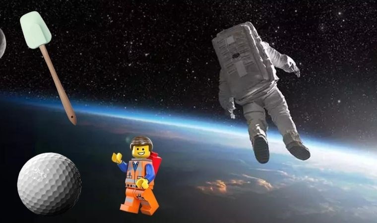 Legodan, spatulaya... Astronotlar tarafından uzayda bırakılan 7 tuhaf nesne