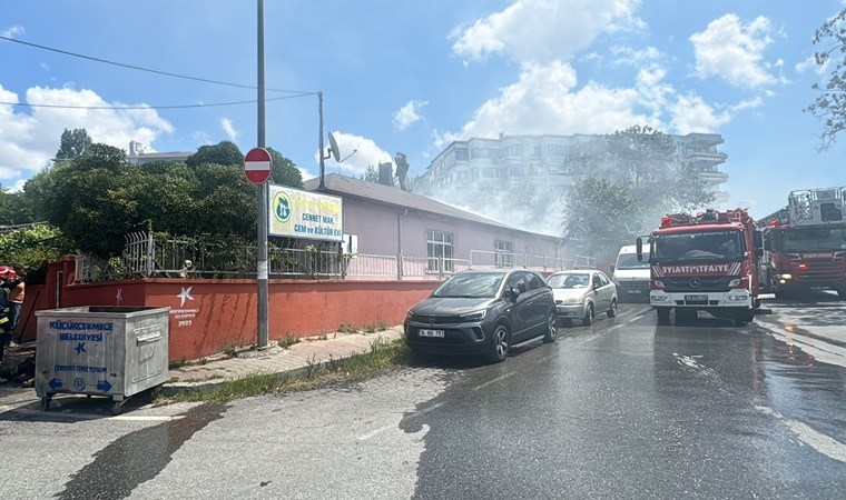 Küçükçekmece'de Cemevi ve Kültür Merkezi'nde yangın!