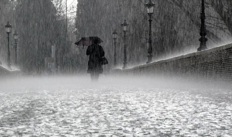 Meteoroloji'den İstanbul, Kocaeli ve Sakarya için sağanak uyarısı