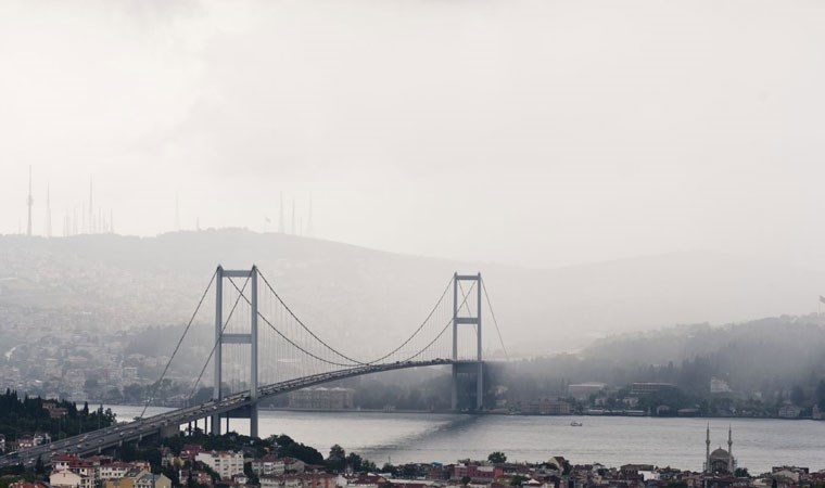 AKOM saat verdi! Bu akşam İstanbul'da gök gürültülü sağanak bekleniyor