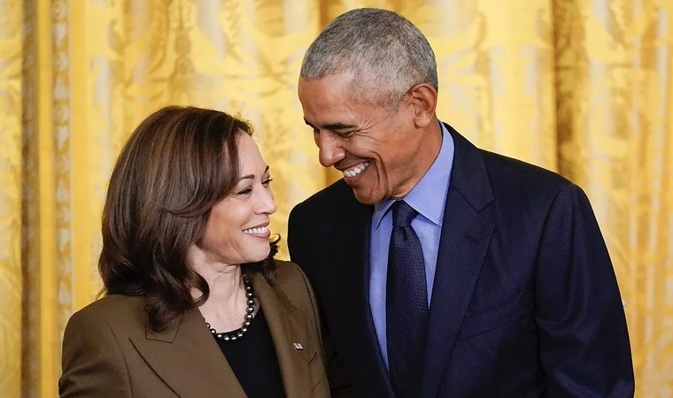 Trump'ın sözcüsünden Obama iddiası: Kamala Harris'i hedef aldı