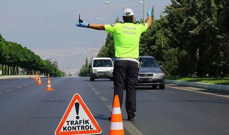 Abartı egzoz ve yüksek ses çıkaran araçlara ceza yağdı