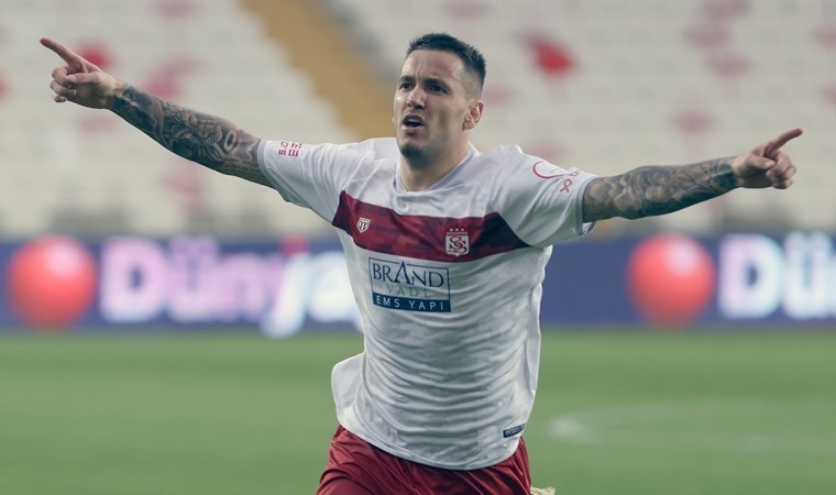 Sivasspor'dan Rey Manaj açıklaması: 'Teklfiler var ancak...'