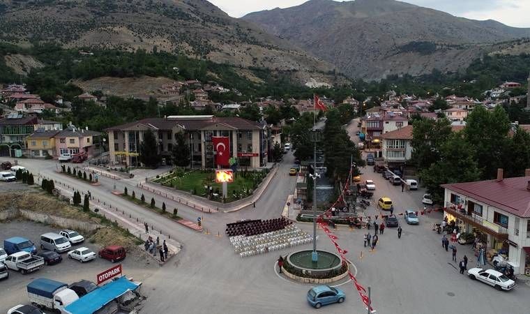 Erzincan'ın ilçeleri! Erzincan'ın kaç ilçesi var?Erzincan'ın ilçe nüfusları kaç?Erzincan'ın ilçe belediyeleri hangi partiden?