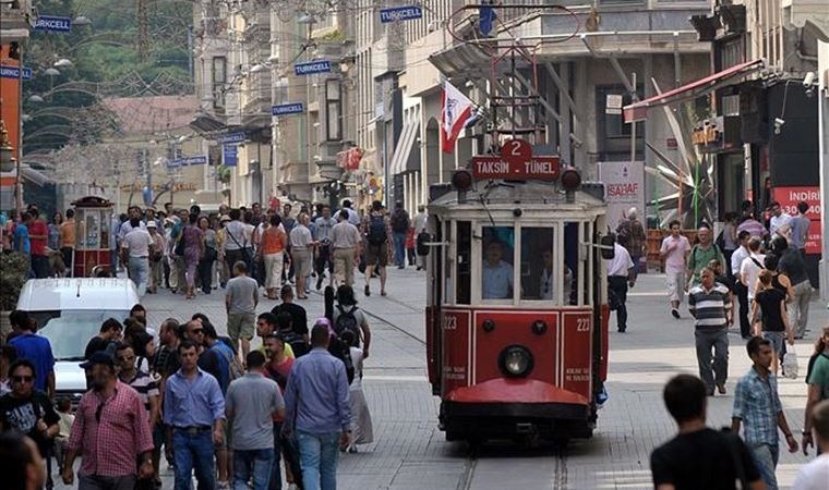 Son seçim anketinde dikkat çeken sonuçlar: CHP birinci parti oldu, geçim sorunu damga vurdu