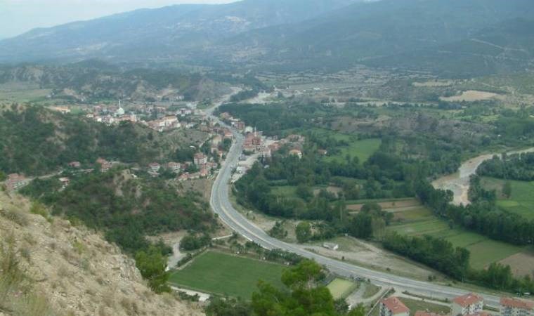 Kastamonu'nun ilçeleri! Kastamonu'nun kaç ilçesi var? Kastamonu'nun ilçe nüfusları kaç? Kastamonu ilçe belediyeleri hangi partiden?