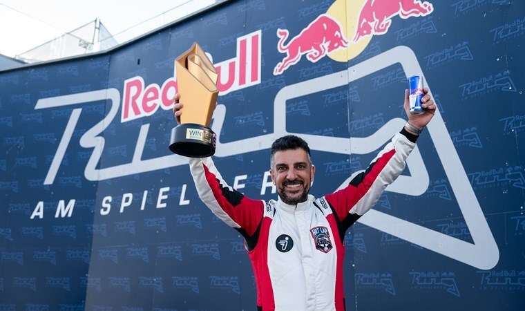 Red Bull Gamerszon Hot Lap’te kazanan Doğan Kabak