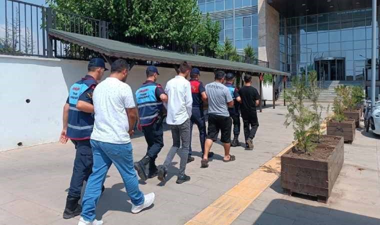 Göçmen kaçakçılarına yönelik operasyon: 5 gözaltı