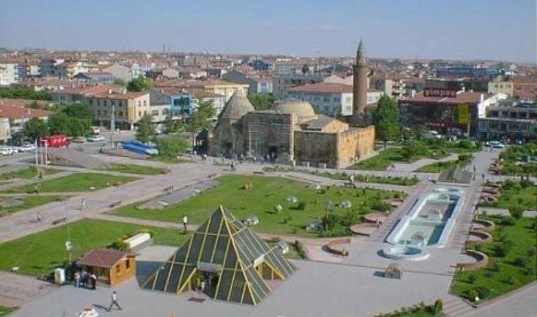 Kırşehir'in ilçeleri! Kırşehir'in kaç ilçesi var? Kırşehir'in ilçe nüfusları kaç? Kırşehir ilçe belediyeleri hangi partiden?