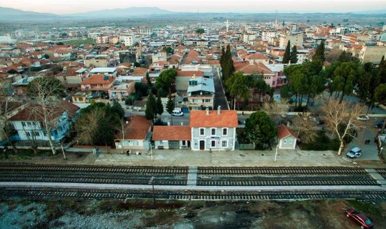 Manisa'nın ilçeleri! Manisa'nın kaç ilçesi var? Manisa'nın ilçe nüfusları kaç? Manisa ilçe belediyeleri hangi partiden?