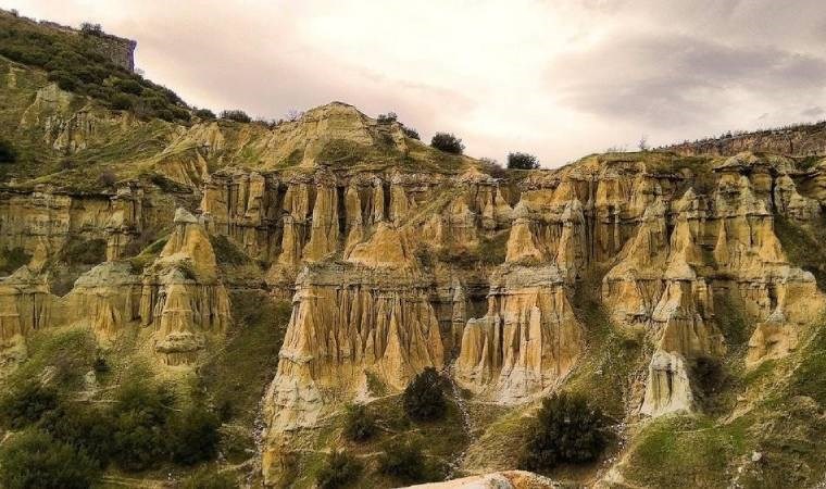 Manisa'nın ilçeleri! Manisa'nın kaç ilçesi var? Manisa'nın ilçe nüfusları kaç? Manisa ilçe belediyeleri hangi partiden?