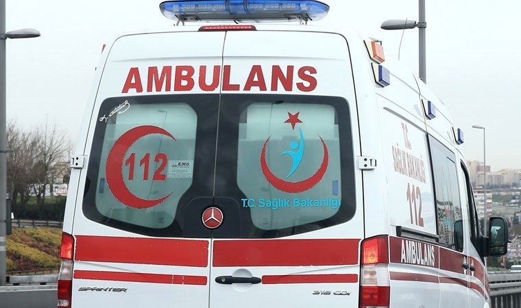 Esenyurt’ta hastaya giden ambulans şoförüne motorlu saldırı!