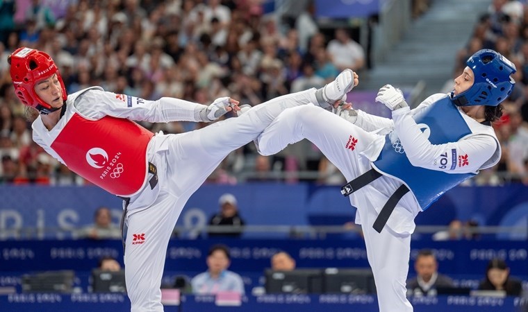 Nafia Kuş Aydın, Paris 2024'te yarı finalde!