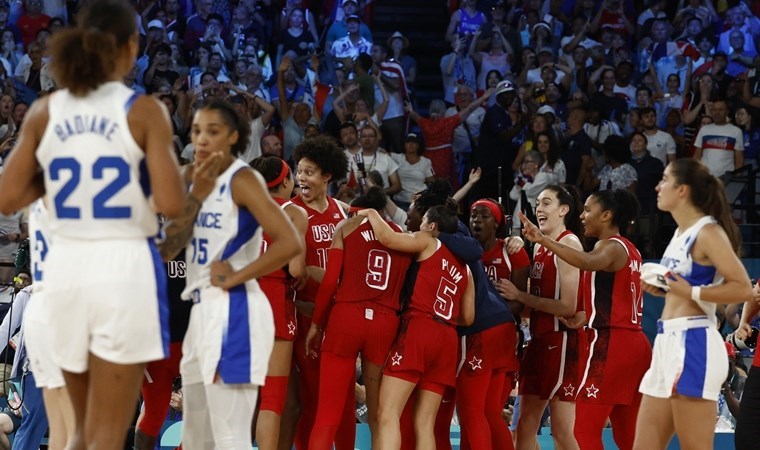 ABD Kadın Basketbol Takımı, Paris 2024'te altın madalyanın sahibi oldu!