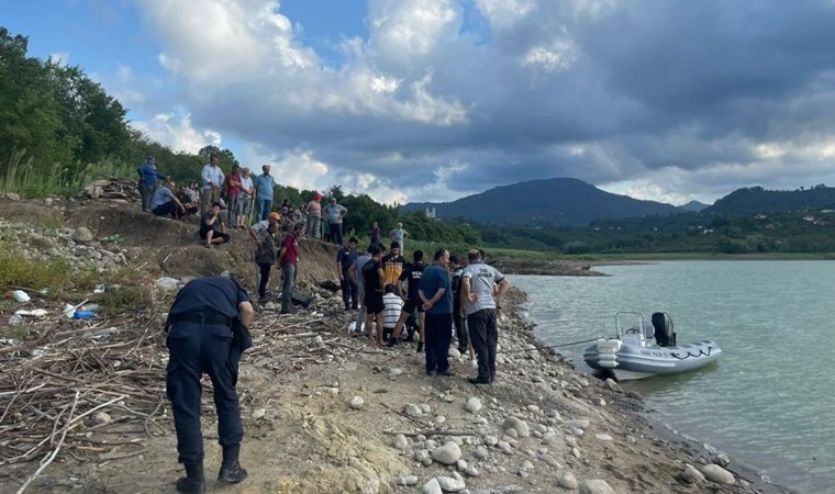 Serinlemek için girdiği baraj gölünde boğuldu!