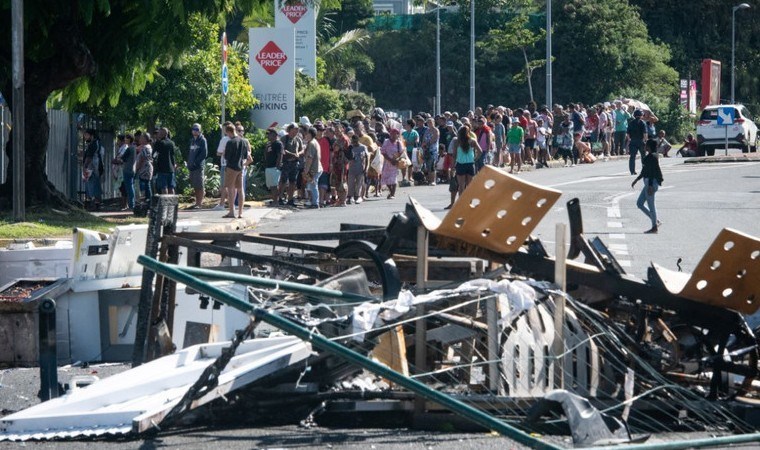 Yeni Kaledonya'da gerilim devam ediyor: Ölü sayısı yükseldi