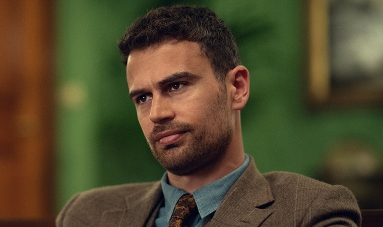 Theo James'in başrolünde olduğu 'The Gentlemen' dizisi ikinci sezon onayını aldı!