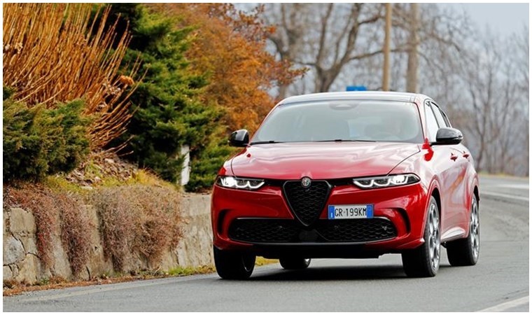 Alfa Romeo'dan ağustosa özel indirim ve takas fırsatı: Tonale 2 milyon TL'nin altına indi...