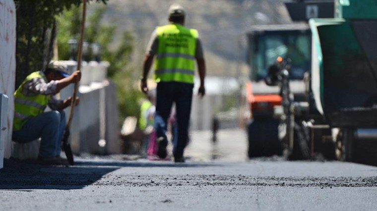 Büyükşehir’in kadrolu işçilerine yüzde 35 zam