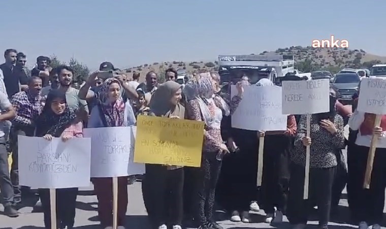 İliç’te işten çıkartılan işçilerden protesto: 'Siyanürsüz topraklarımızı geri ver'