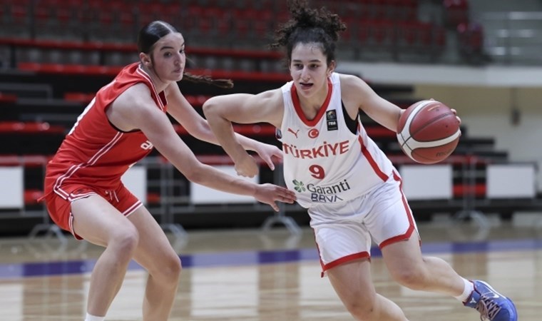 U16 Kadın Basketbol takımımız, yarı finalde!