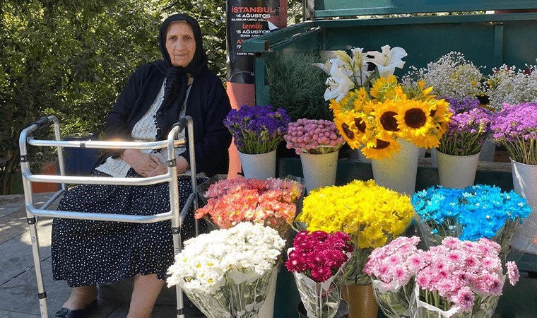 Beyoğlu Gümüşsuyu’ndaki çiçekçi tezgahlarının kaldırılma kararına mahalleliden tepki