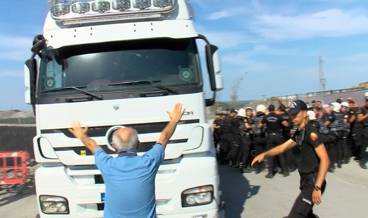 Sultangazi'de taş ocakları protestosunda arbede: 1 polis hastaneye kaldırıldı