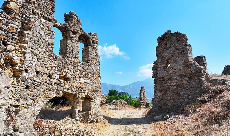 Alanya'da tarih gün yüzüne çıkıyor: Naula Antik Kenti turizme hazırlanıyor