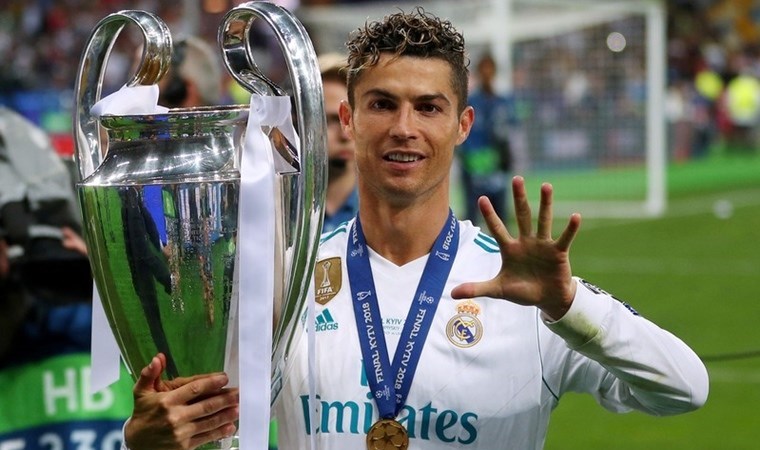 UEFA'dan Cristiano Ronaldo'ya büyük onur!