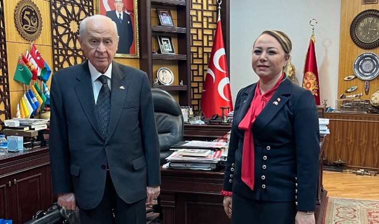 MHP MYK'de istifa: Aysun Bay, görevinden istifa ettiğini açıkladı