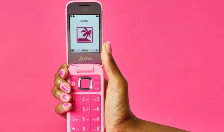 Barbie gençlerin telefon bağımlılığına çare olabilir mi?