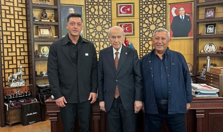 Mesut Özil, Devlet Bahçeli’yi ziyaret etti