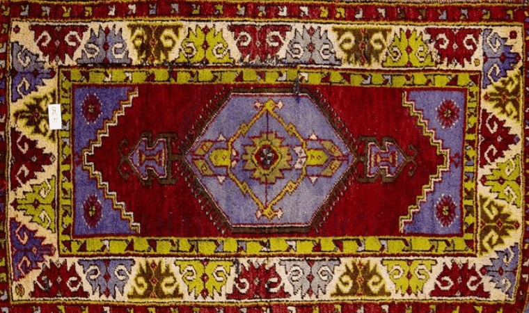 Yüzyılların izini taşıyan Türk halı ve kilim motiflerinin anlamları...