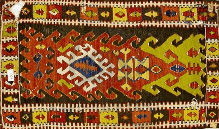 Yüzyılların izini taşıyan Türk halı ve kilim motiflerinin anlamları...