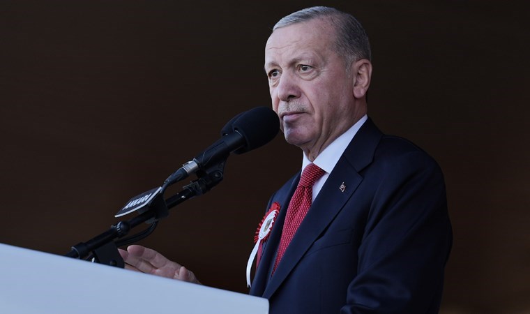 Erdoğan'dan 'başkomutanlık' çıkışı: 'Türkiye Cumhurbaşkanı ve başkomutan olarak...'