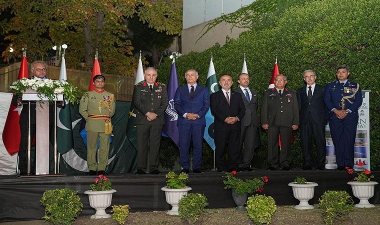 Pakistan Savunma ve Şehitler Günü Ankara'da anıldı.