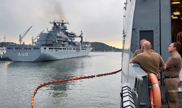 Çin onay vermemişti! İki Alman gemisi Tayvan Boğazı'ndan geçecek