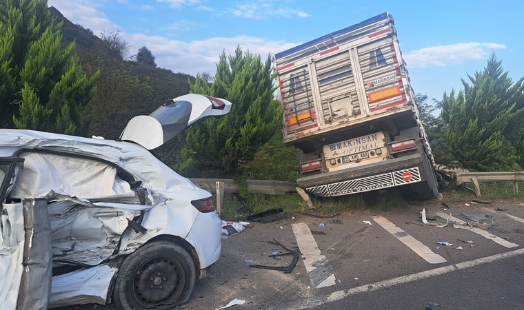 Ordu’da tünel çıkışı zincirleme kaza: 1’i ağır 5 yaralı