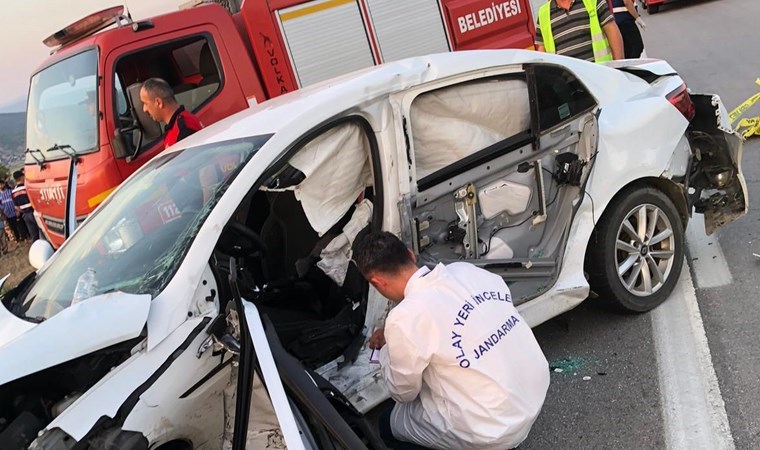 Sinop’ta iki otomobil kafa kafaya çarpıştı: 3 ölü, 4 yaralı