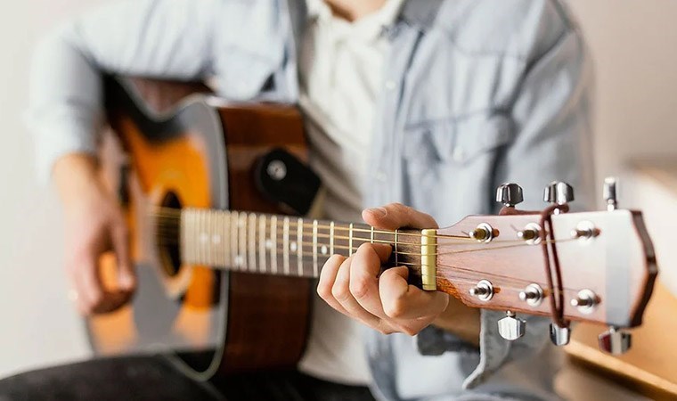 Anayasa Mahkemesi'nin 'gitar' kararı Resmi Gazete'de yayımlandı