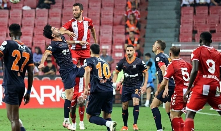 Erteleme maçında Samsunspor, Başakşehir'i rahat geçti!