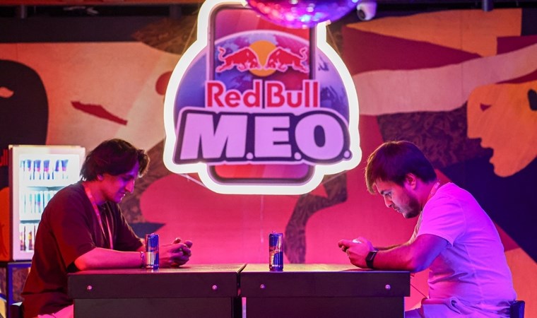 Gece yarısı oyun etkinliği Red Bull M.E.O.’nun kazananı Furkan Baltacı oldu