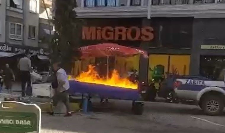 Balıkesir'de hareketli anlar: Zabıtaya kızdı, tezgahı yaktı