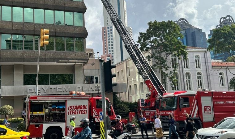 Şişli'de plazada korkutan yangın