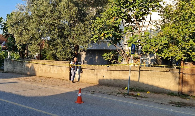 Sakarya'da güpegündüz dehşet anları: İşe giderken silahlı saldırıda yaralandı