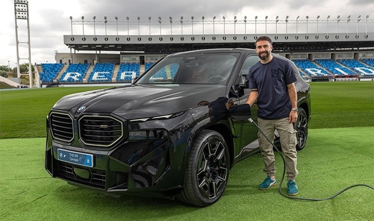 Arda Güler elektrikliye geçti: İşte Arda'ya hediye edilen BMW i7'nin teknik özellikleri ve fiyatı...