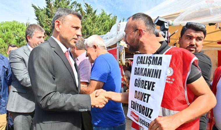 Polonez işçilerini ziyaret eden CHP İl Başkanı Özgür Çelik: Kısa çöp uzun çöpten hakkını alana kadar hep birlikte mücadele etmeye devam edeceğiz