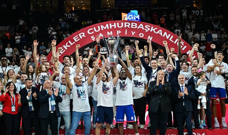 Virtus Bologna - Anadolu Efes maçı ne zaman, saat kaçta, hangi kanalda? Şifresiz mi?