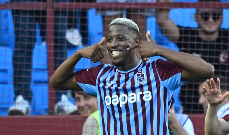 Simon Banza 2 golle yıldızlaştı: Trabzonspor galibiyet hasretini sonlandırdı! Trabzonspor 3-2 Konyaspor