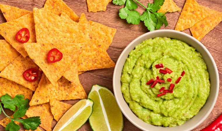 Meksika'nın lezzetli ve taze atıştırmalığı: Guacamole sosu tarifi